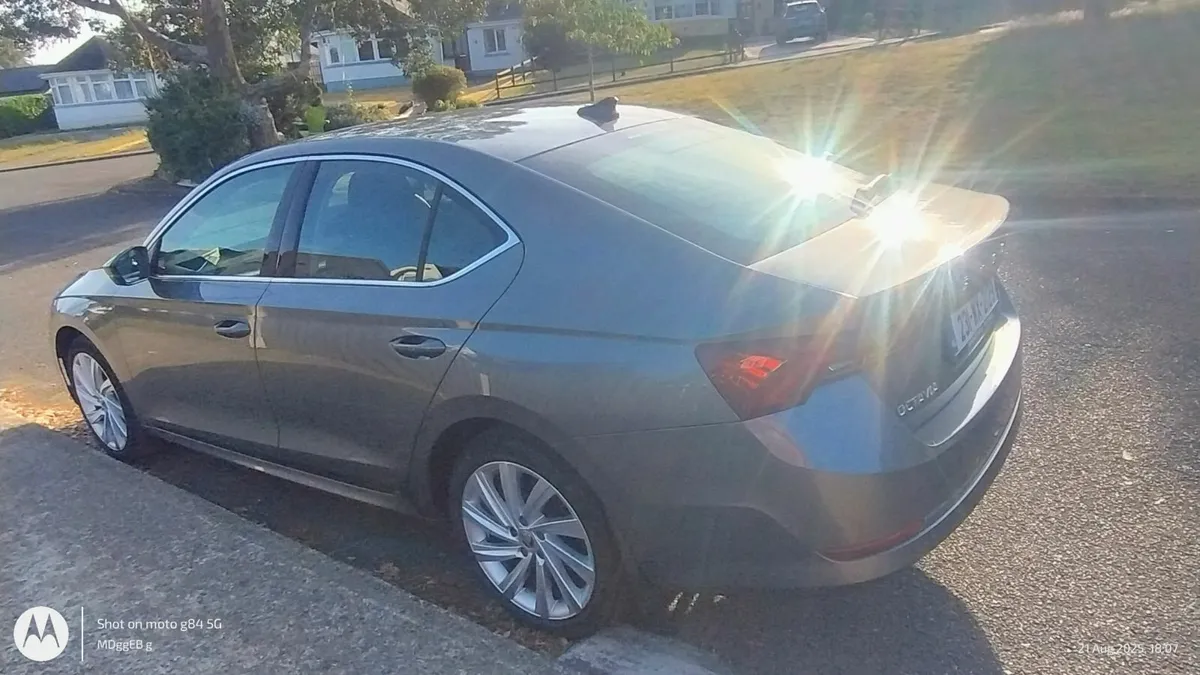Skoda Octavia 2023 - Image 3