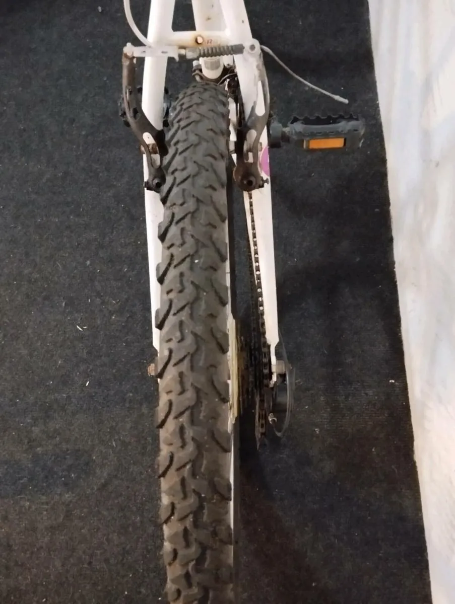 Ladies 26inch bike - Image 3