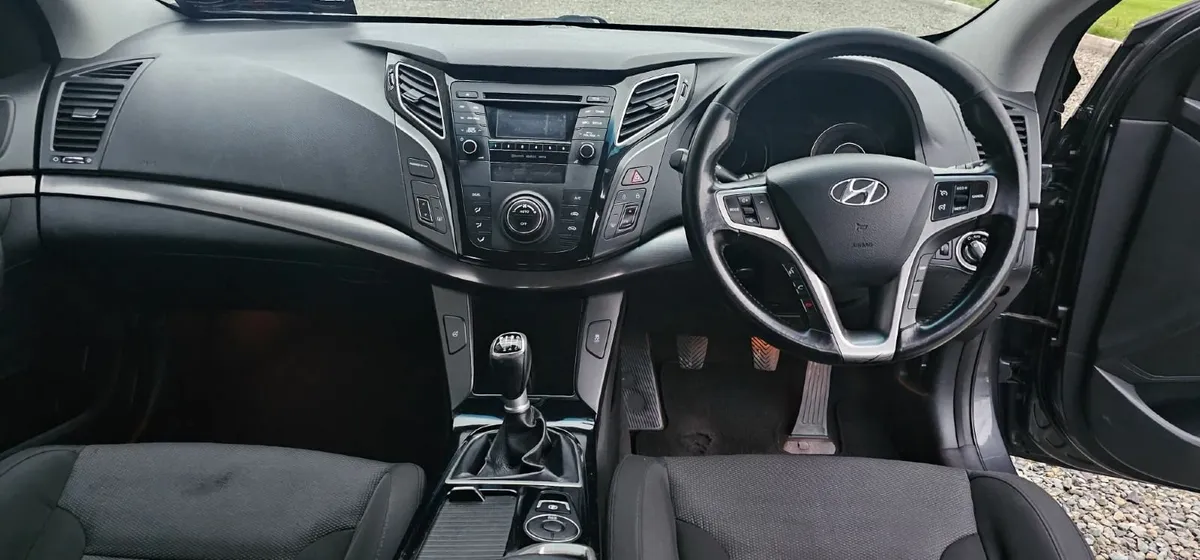 Hyundai i40 2014 - Image 2
