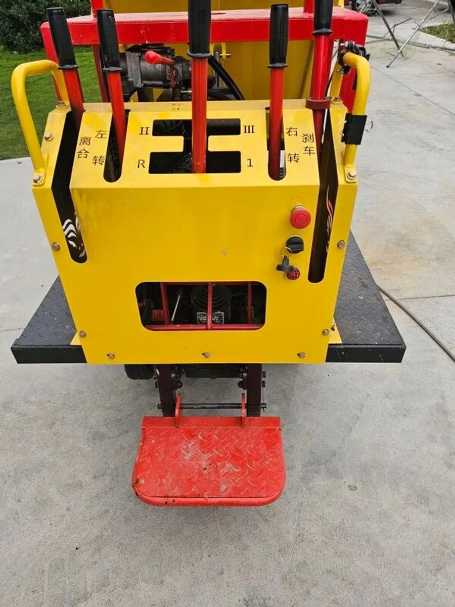 Track Tippling Dumper - Image 4