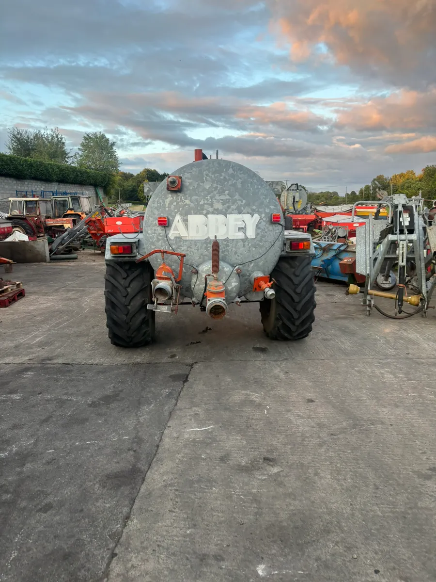 ABBEY 1600 GALVANISED TANKER - Image 2