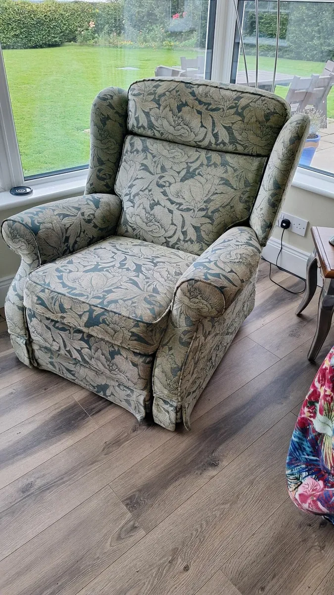 Parker Knolls Recliner armchair - Image 2
