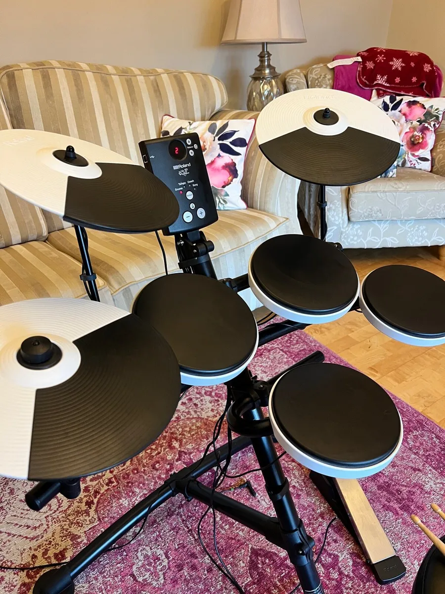 Roland TD1 Drum Kit - Image 3