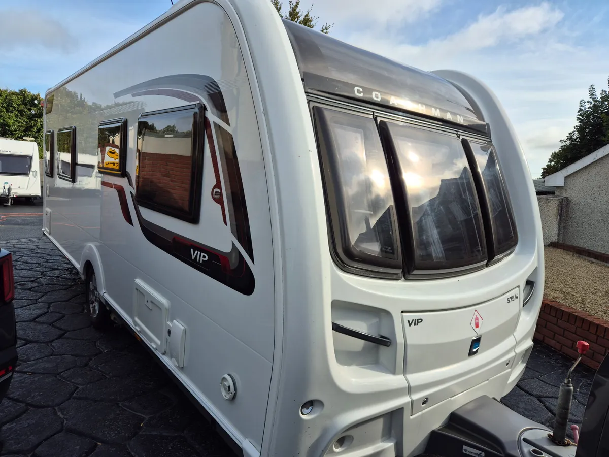 Island  Bed  Coachman  VIP 575/4  Air Awning - Image 2