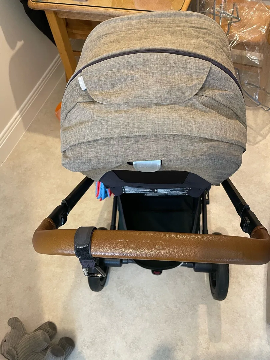 Nuna MIXX Travel System - Image 3