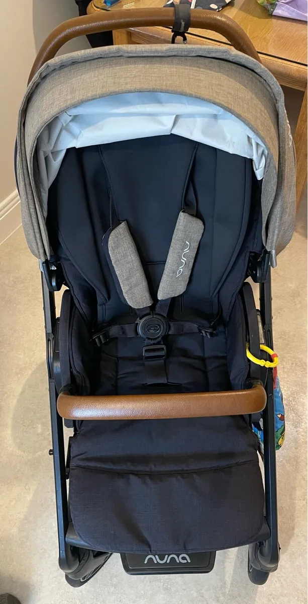Nuna MIXX Travel System - Image 4