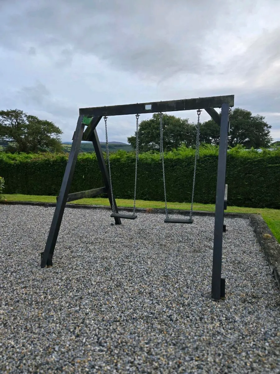 Children's swing (FREE) - Image 2