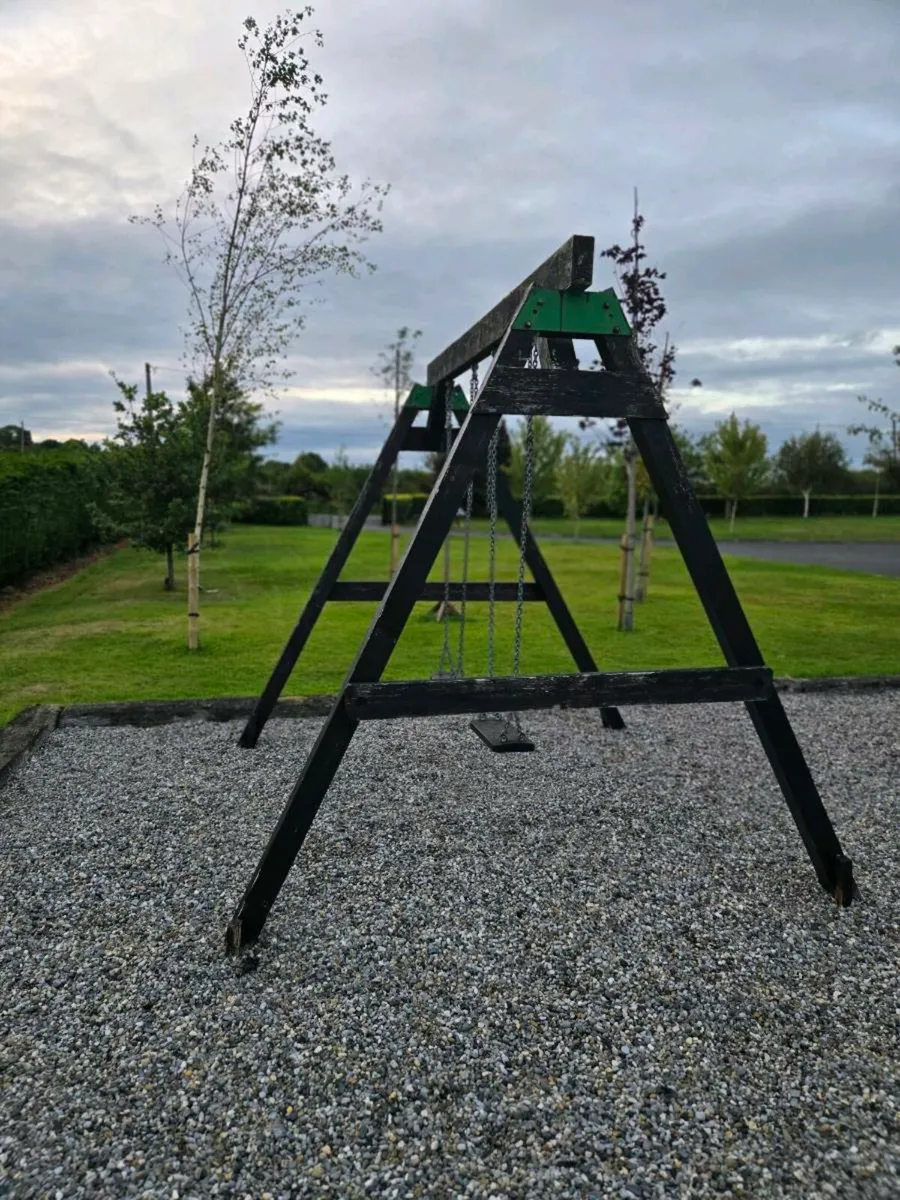 Children's swing (FREE) - Image 3