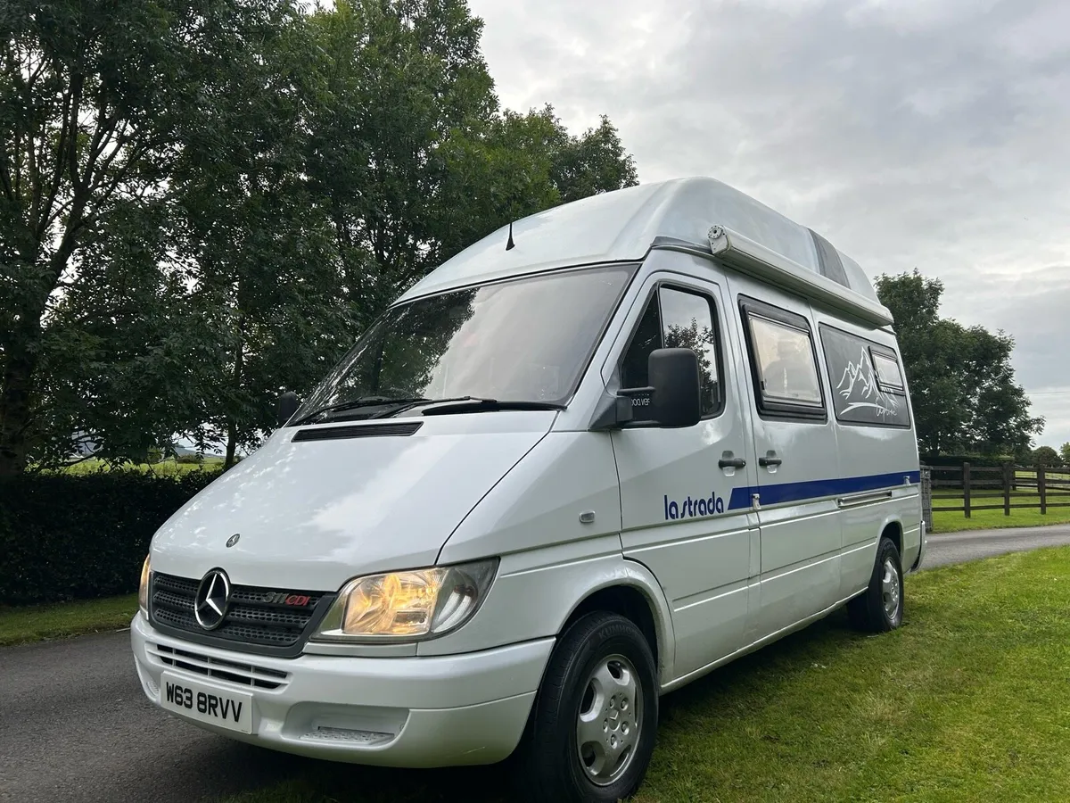German coachbuild La Strada merk 4 Birth - Image 1