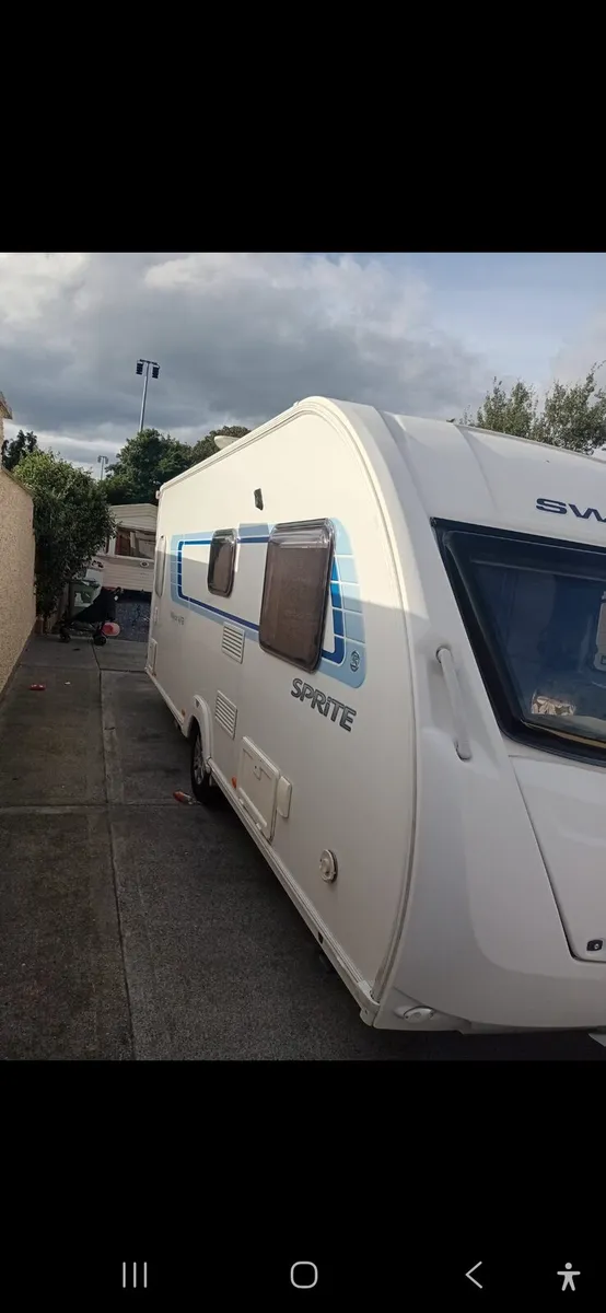 Caravan - Image 1