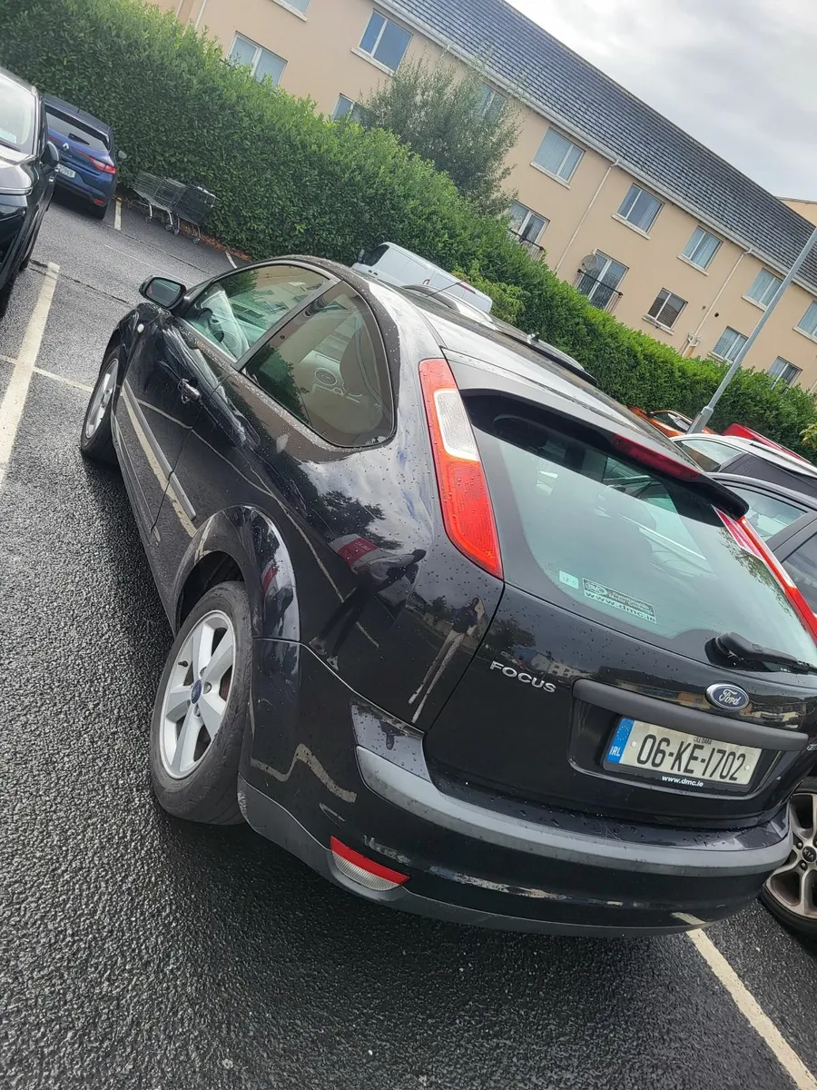 Ford Focus 2006 - Image 2