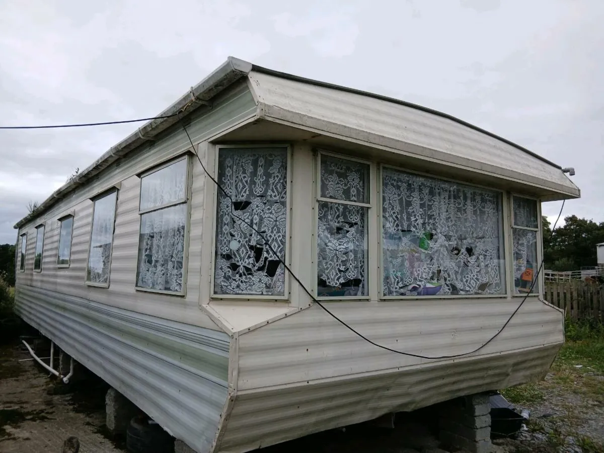 Mobile home. - Image 2