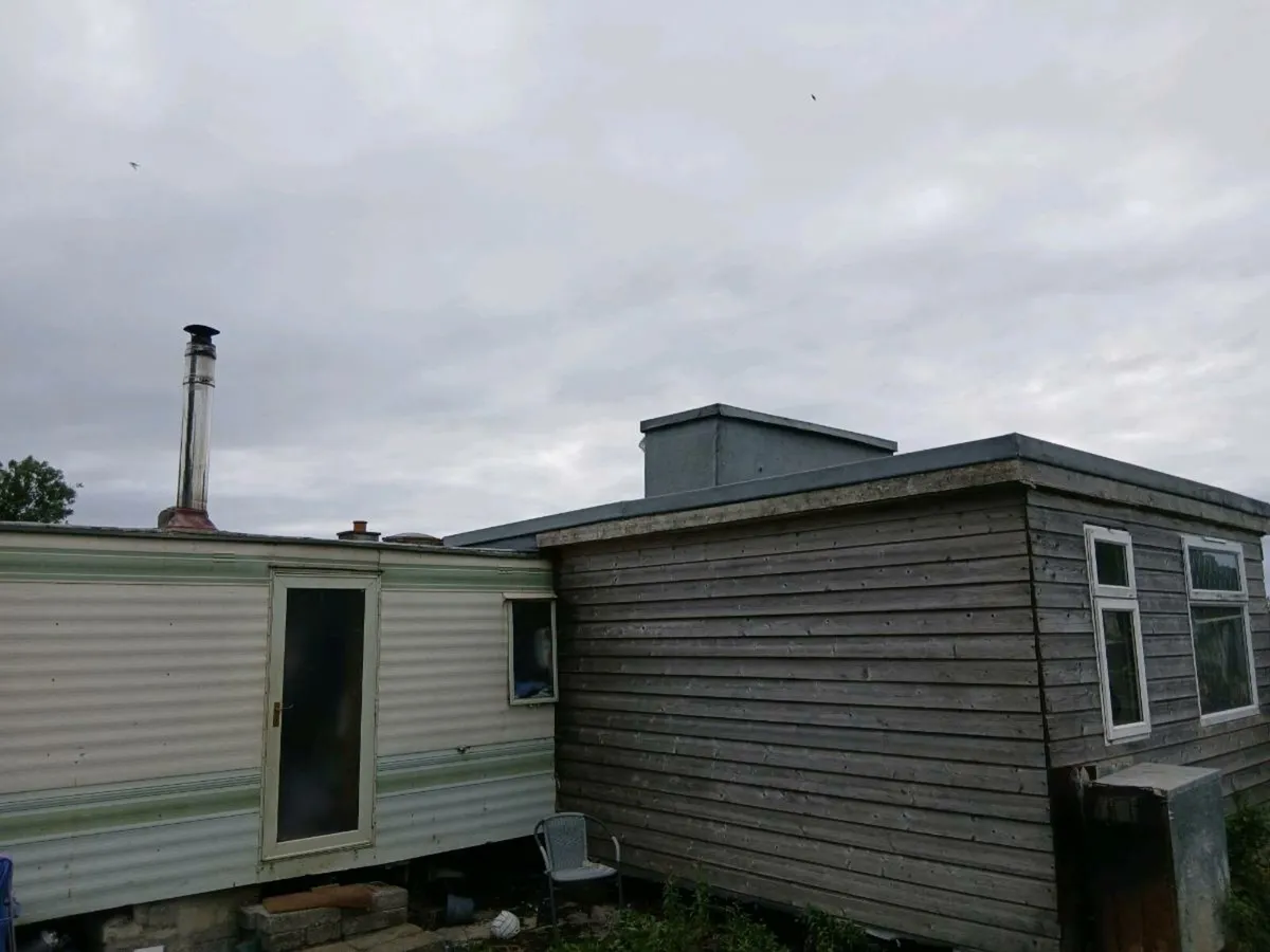 Mobile home. - Image 1