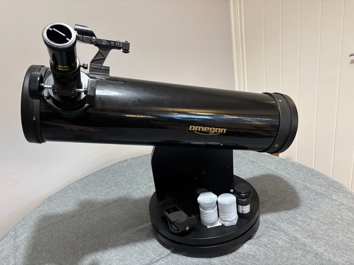 Omegon Basic 102 Dob Telescope - Image 1