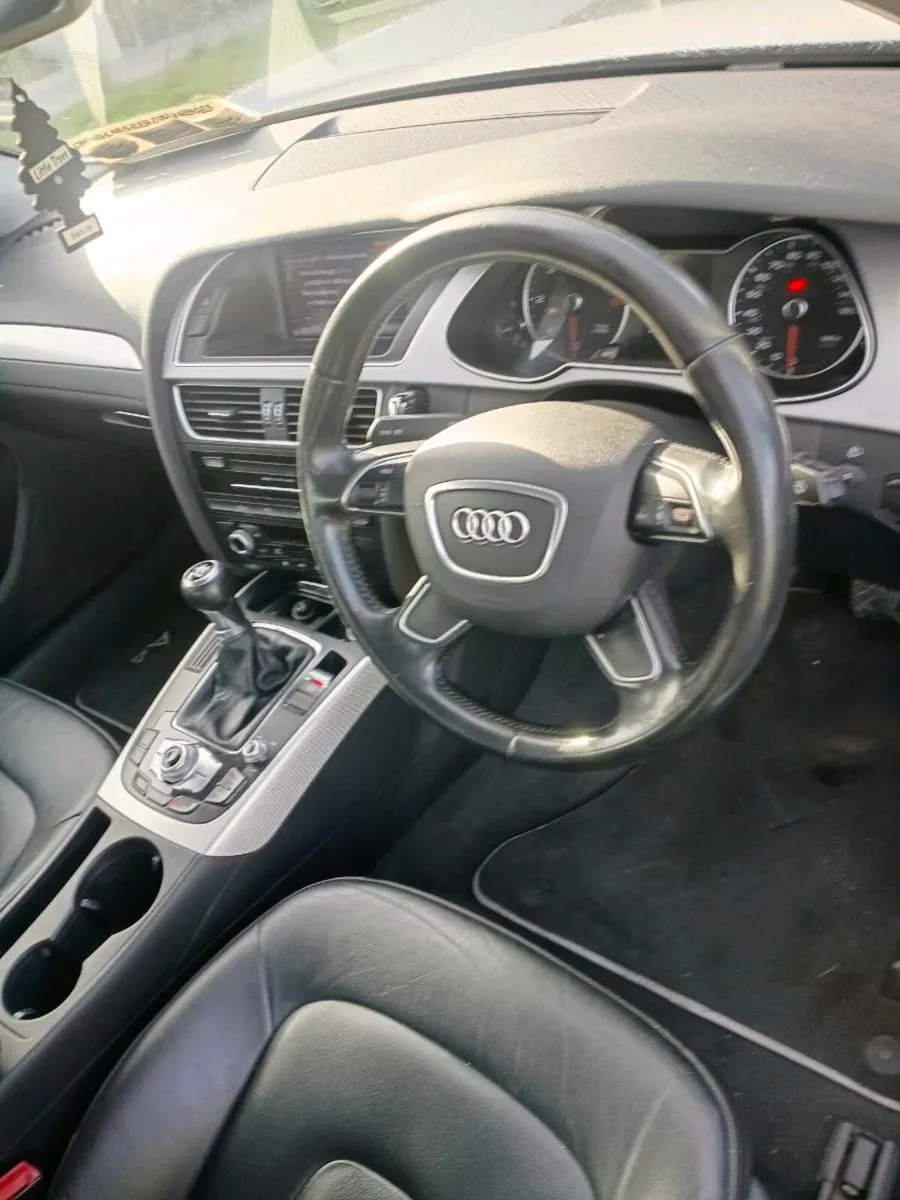Car - Image 3