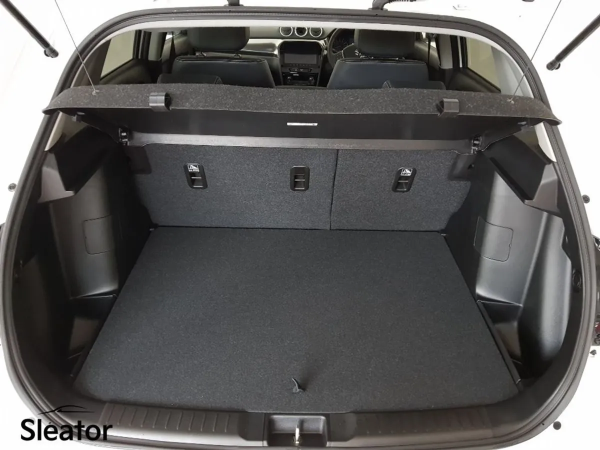 Suzuki Vitara Ultra Automatic - Image 4