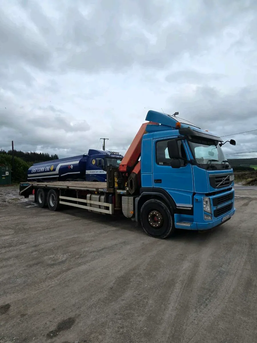 Volvo crane - Image 1