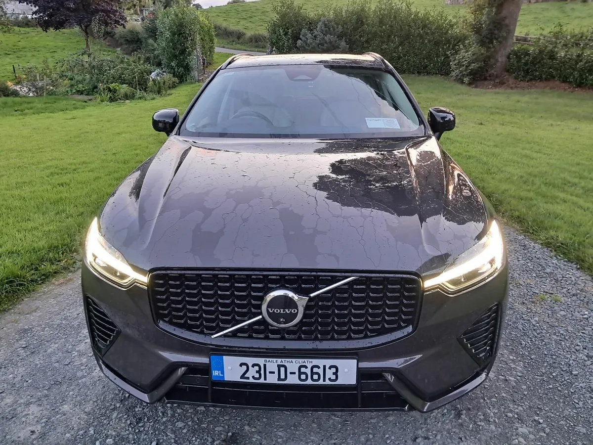 231 VOLVO XC60 LIGHT DAMAGE - Image 3