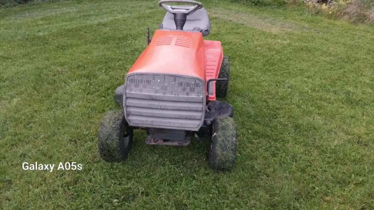 Husqvarna ride on mower - Image 2