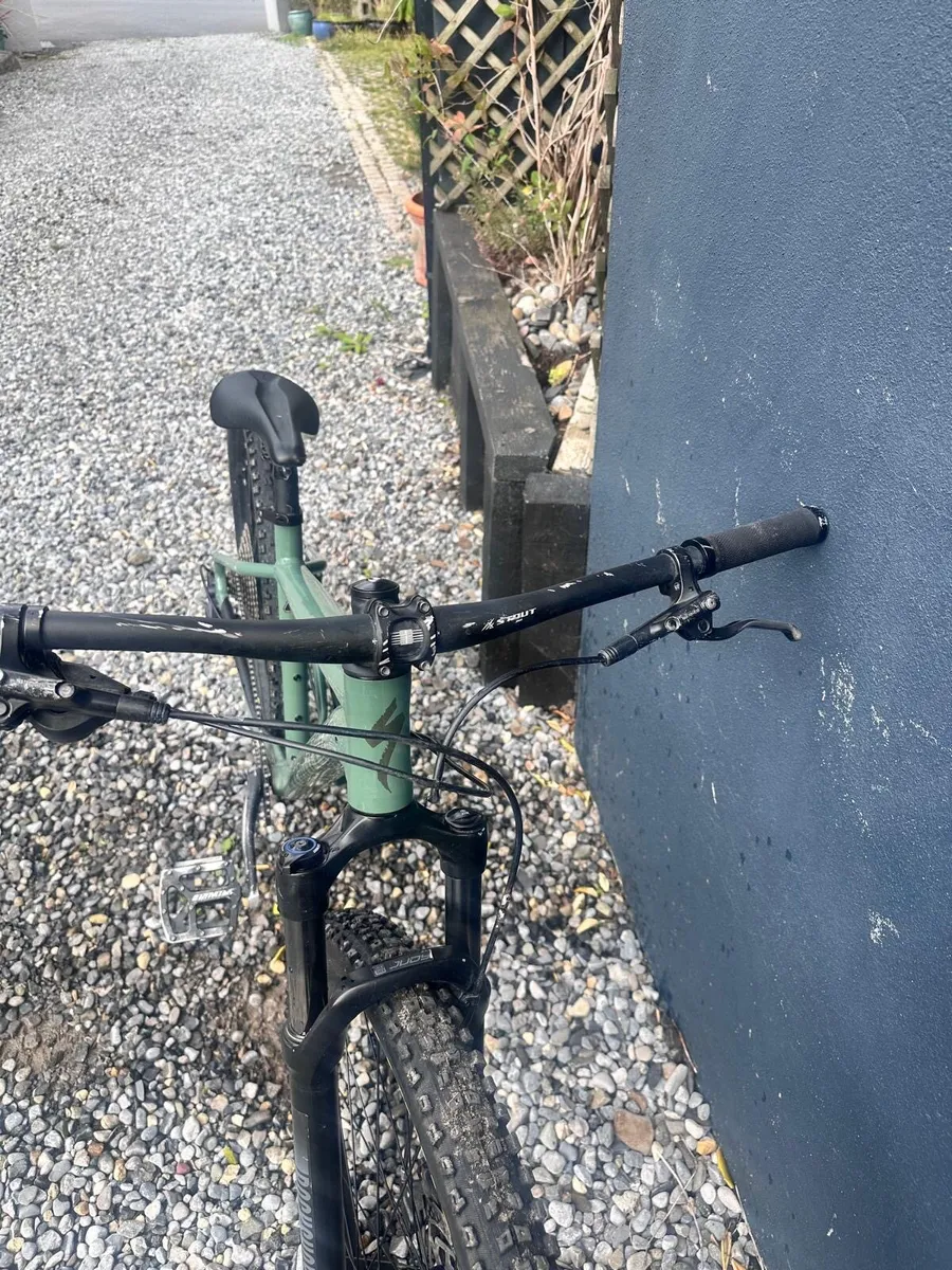 Specalized Rockhopper Comp 2023 MTB TRAIL BIKE - Image 2