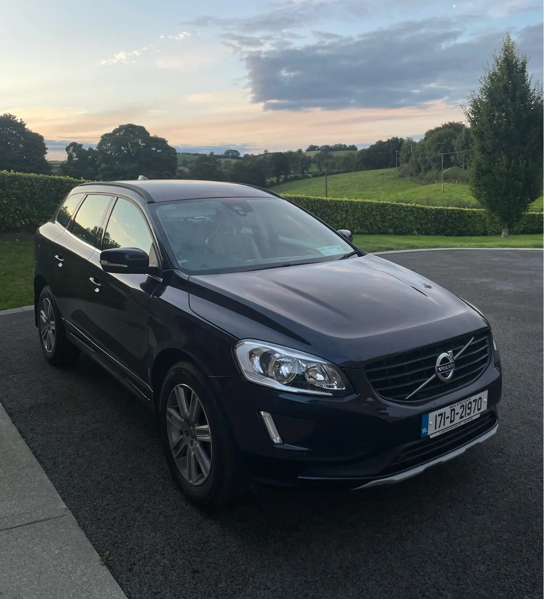 2017 Volvo XC60 D4.SE.GT AUTO - Image 1