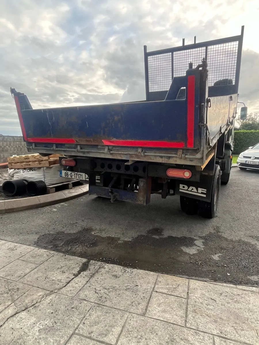 DAF LF 45 7.5 ton Tipper Truck - Image 4