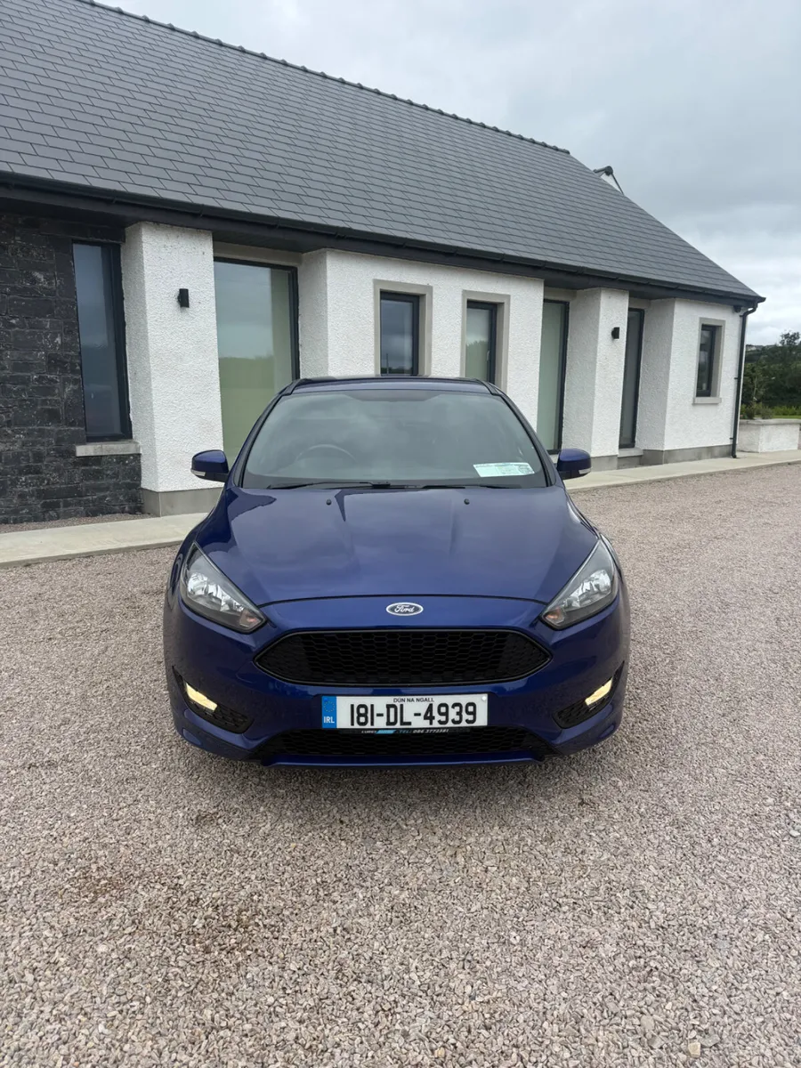 181 Ford Focus ST Line - Image 3