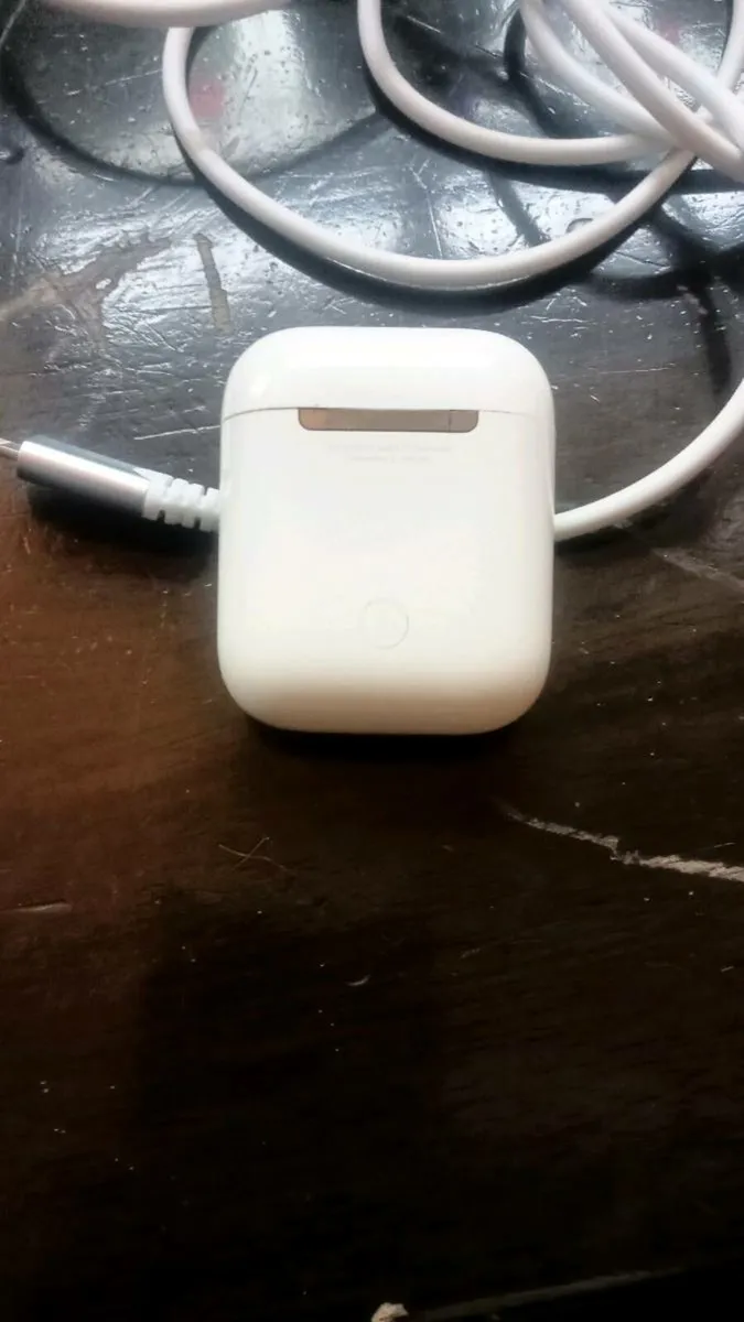 Earpods - Image 2