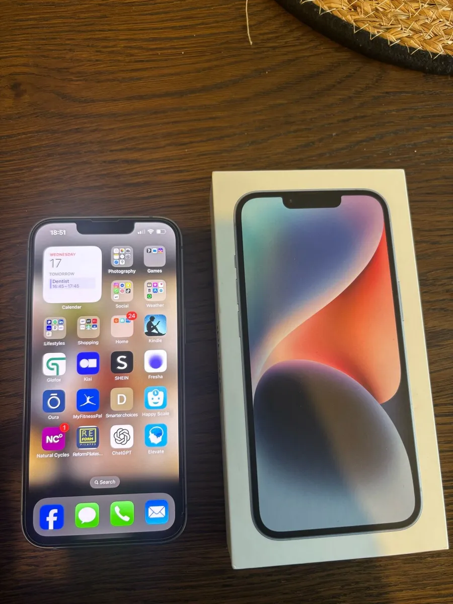 iPhone 14 - Image 2