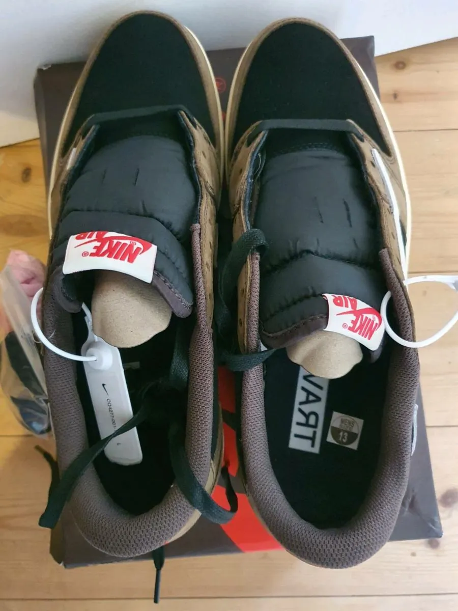 Jordan 1 low Travis Scott - Image 4