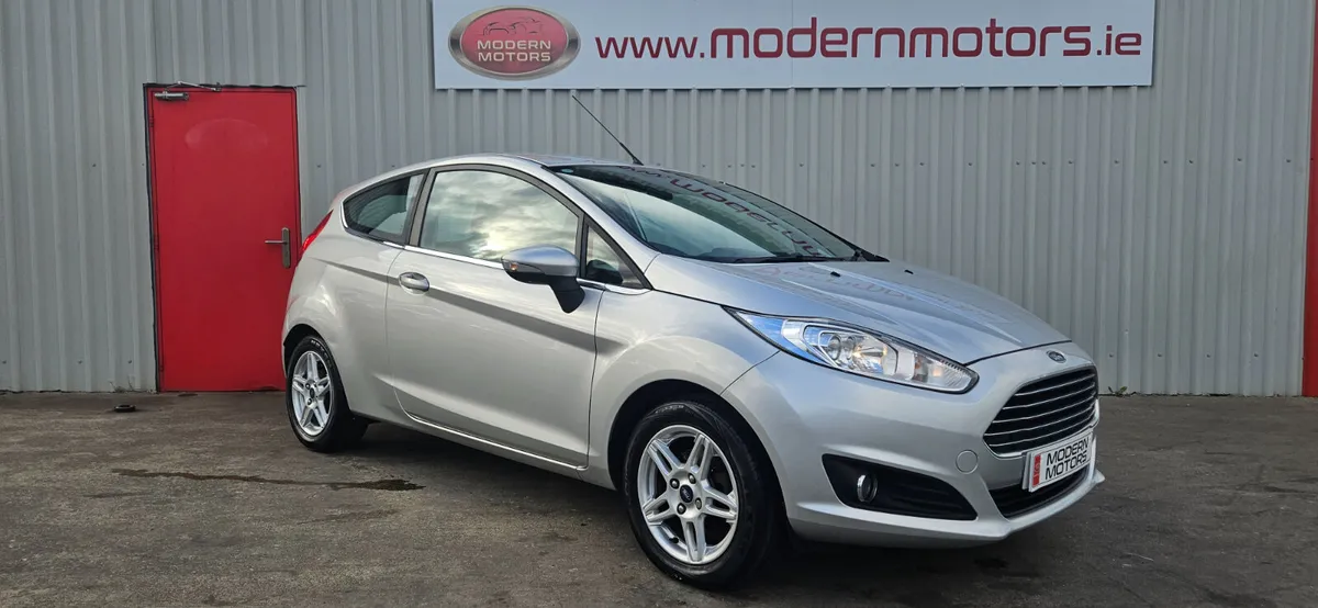 Ford Fiesta zetec 1.0 eco 100bhp low miles - Image 2