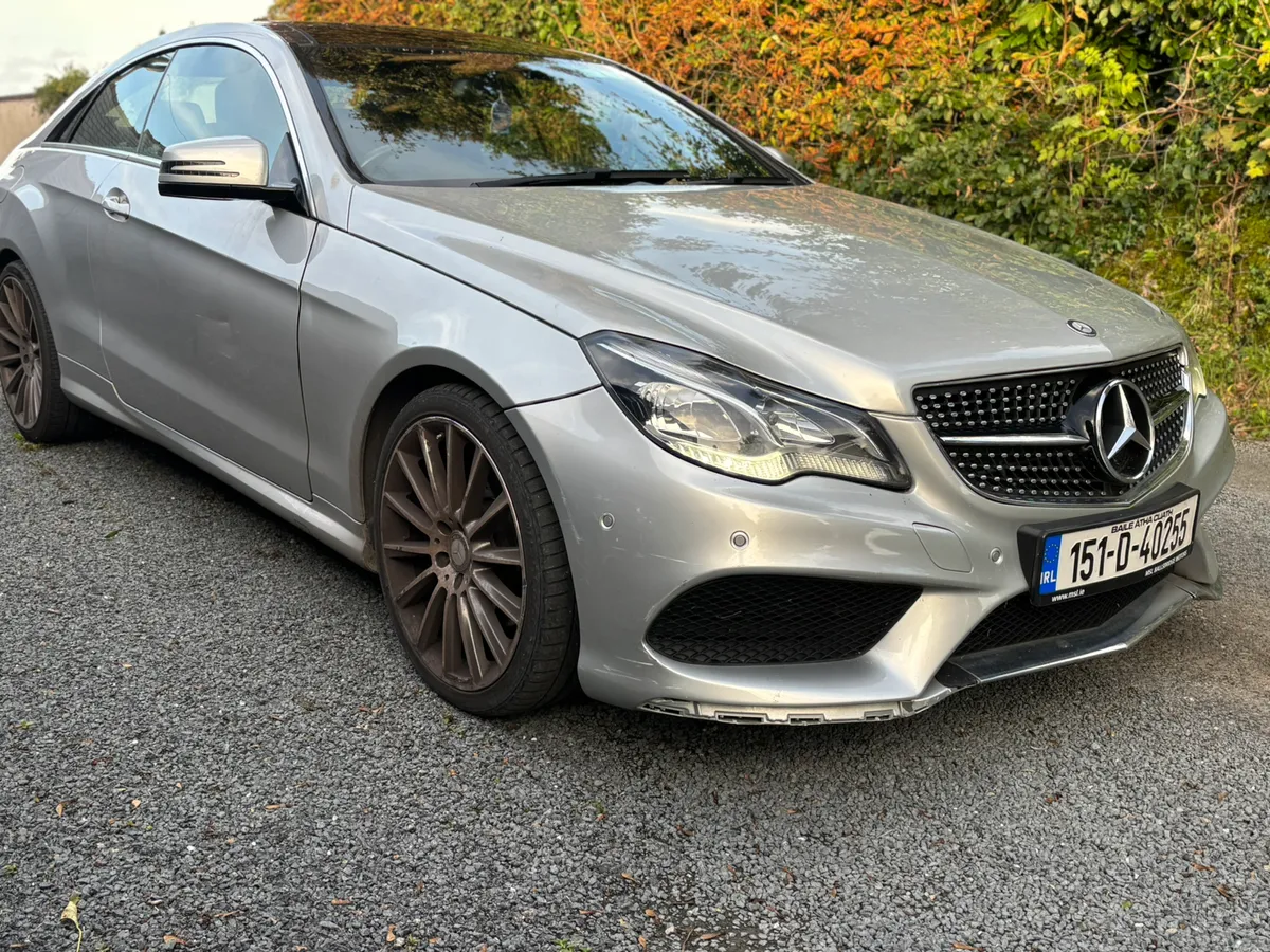Mercedes E220 Coupe - Image 4