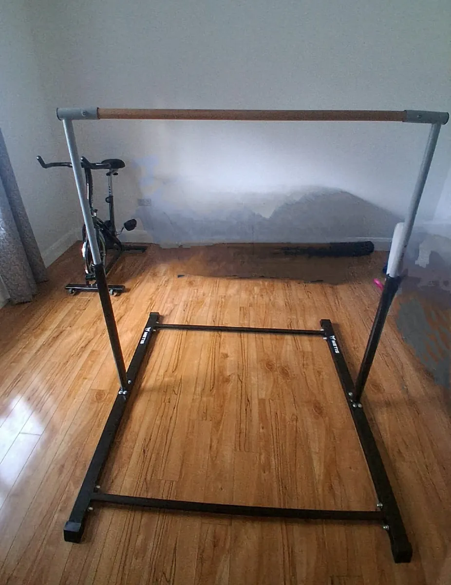Gymnastics bars - Image 2