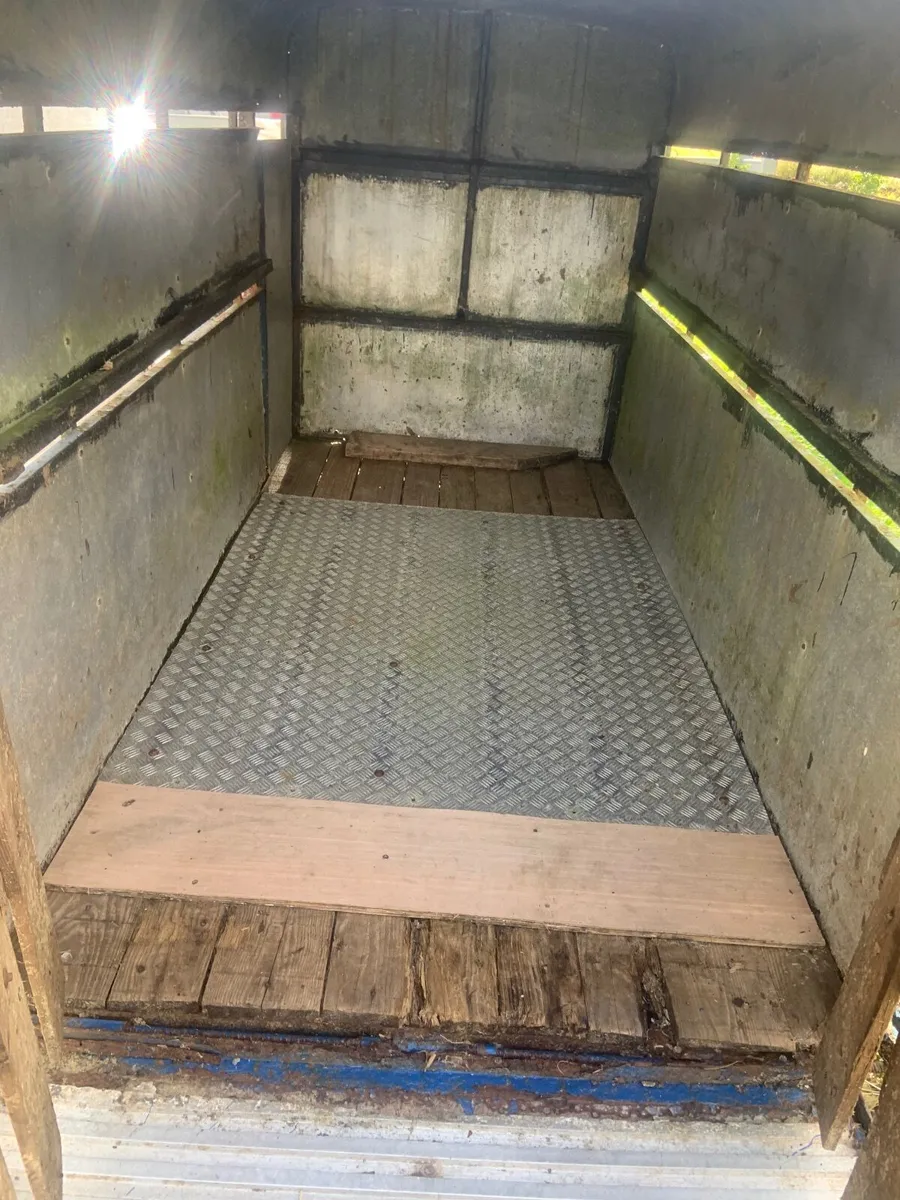 Cattle trailer - Image 4