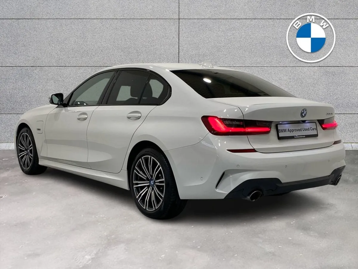 BMW 3 Series 330e M Sport Saloon - Image 3