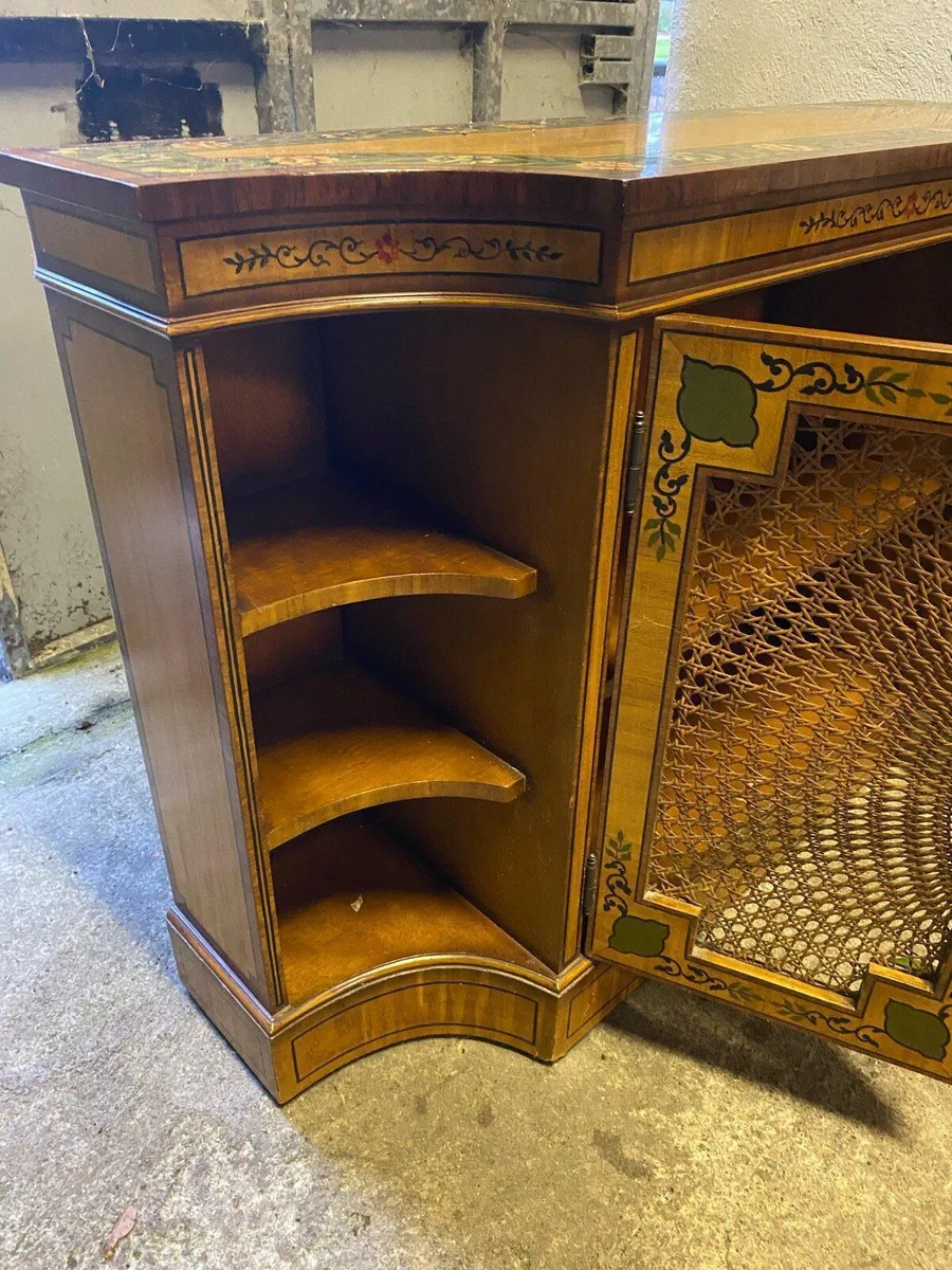 Ornamental Hall Cabinet and nest of tables - Image 4