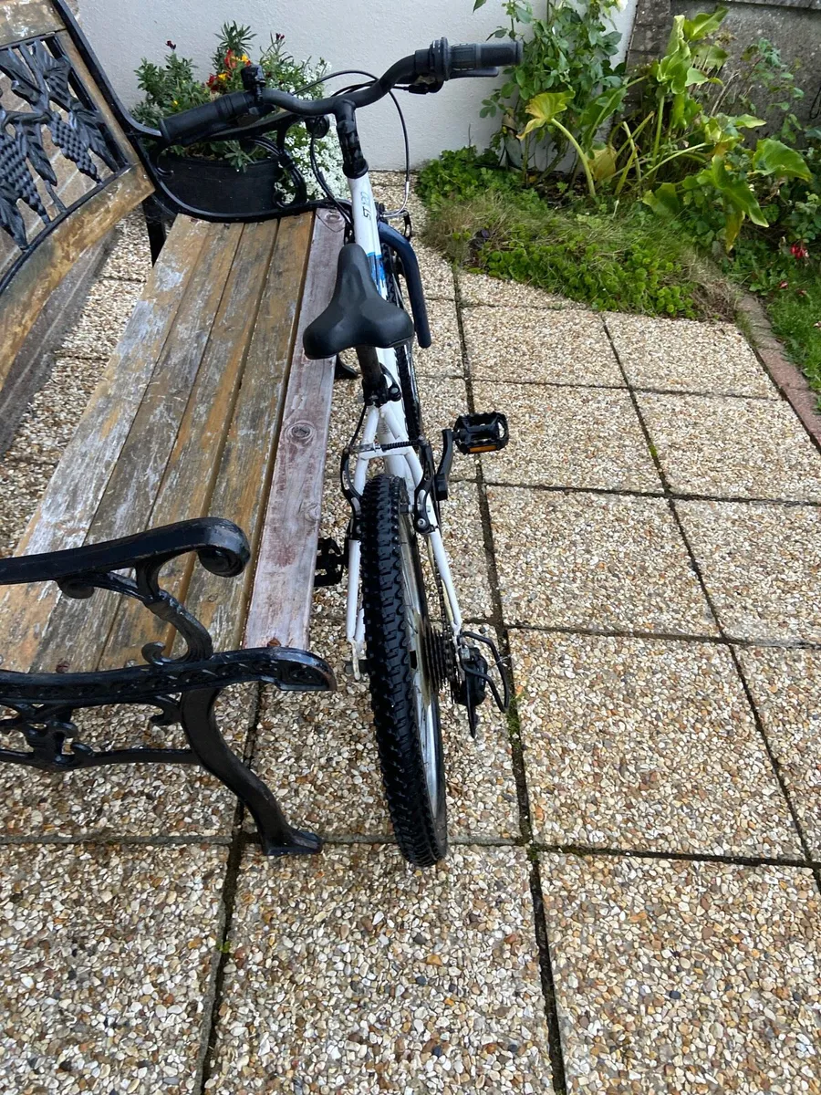 Child’s.  Bicycle - Image 3