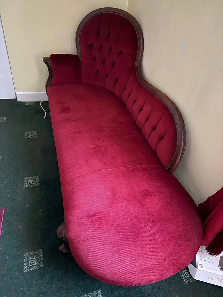 Chaise Lounge sofa - Image 1