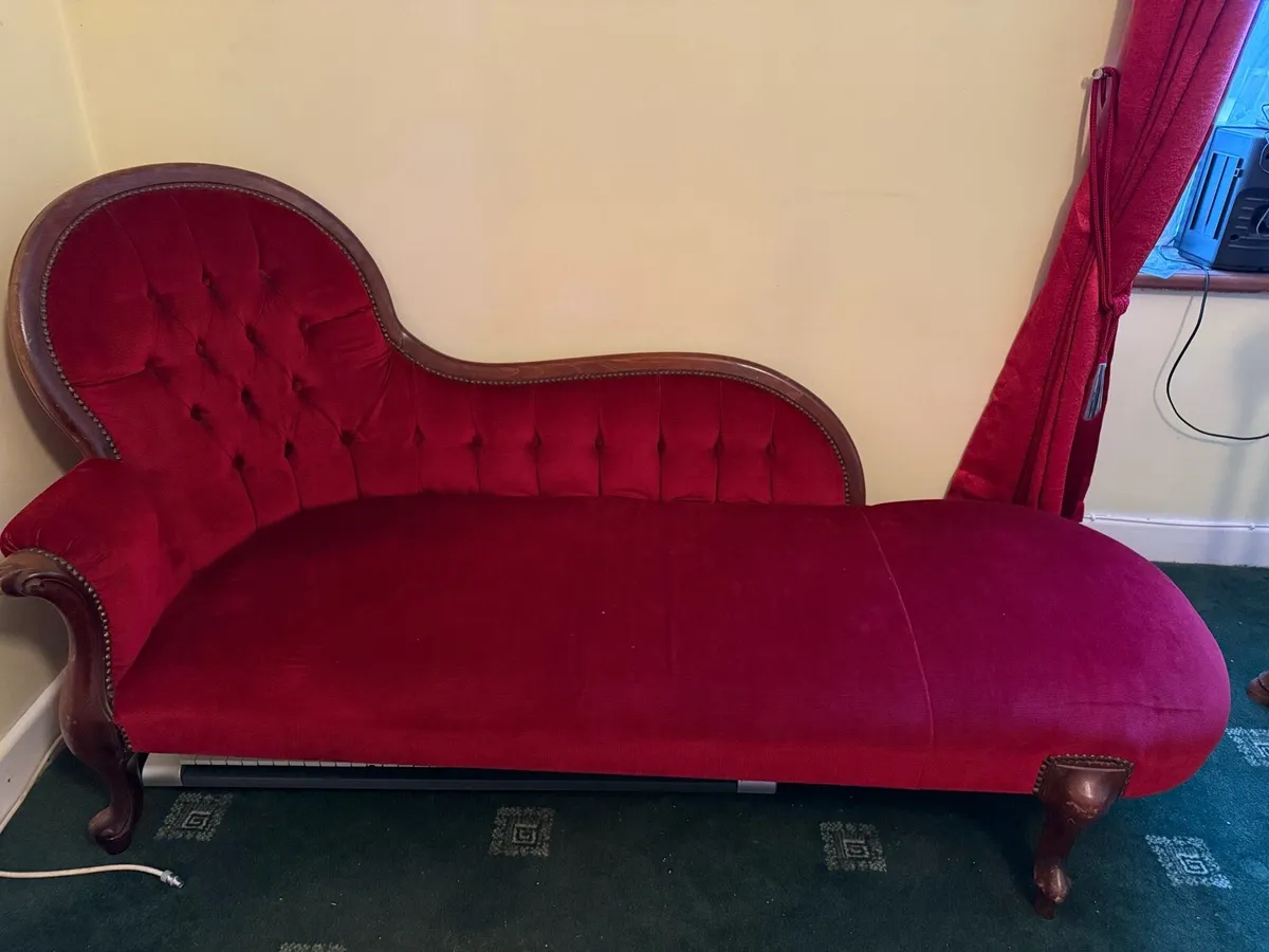 Chaise Lounge sofa - Image 3