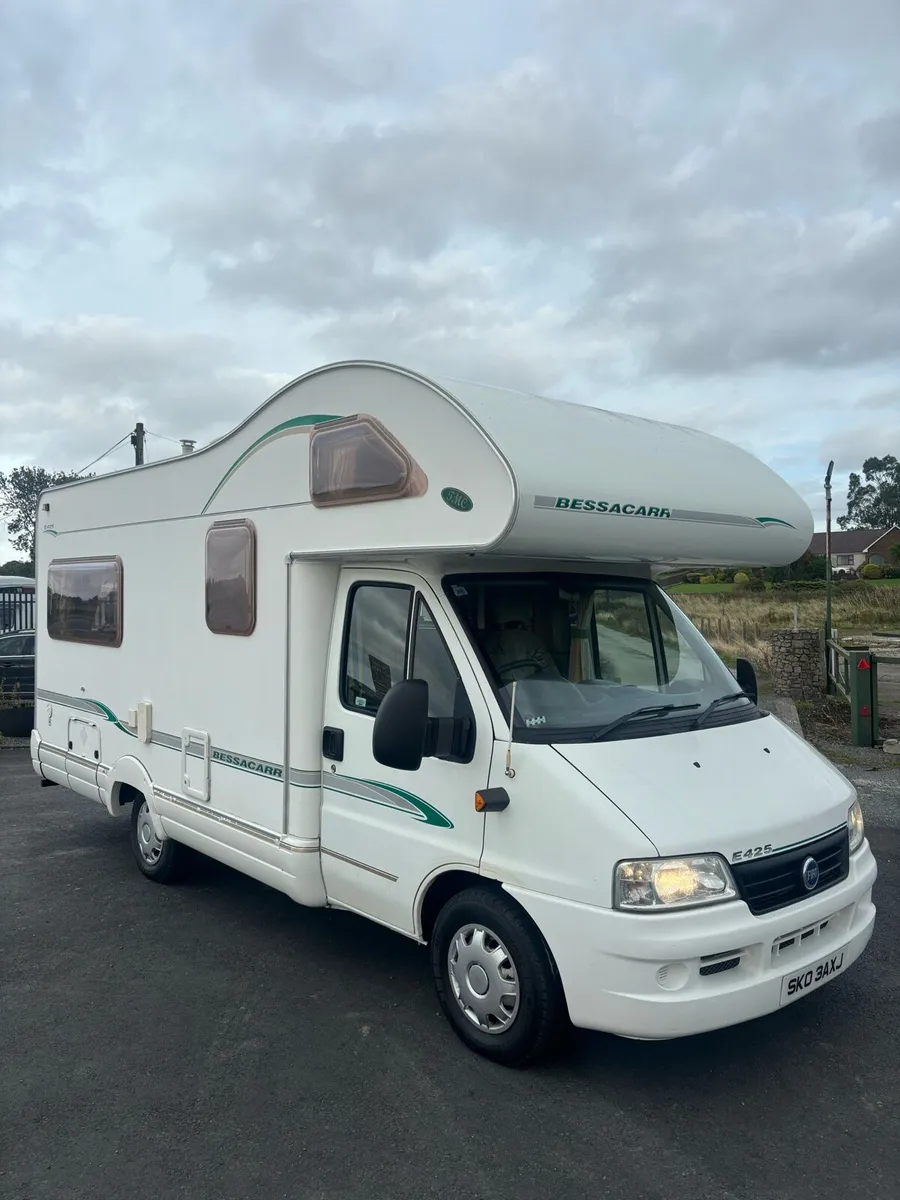FIAT DUCATO 2.8 TDI BESSACARR 4 berth NI 2004 - Image 3