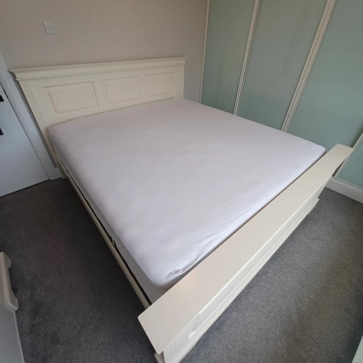 Super King Bed Frame & Bedside Lockers - Image 2