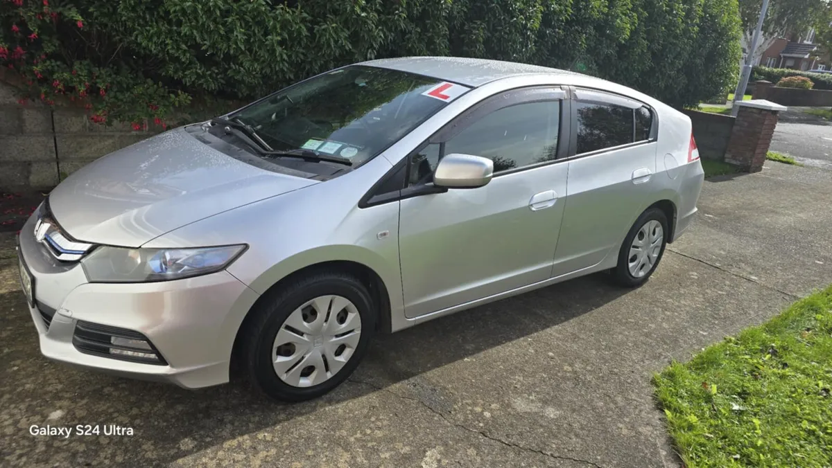 Honda Insight 2012, Automatic 1.3 - Image 1