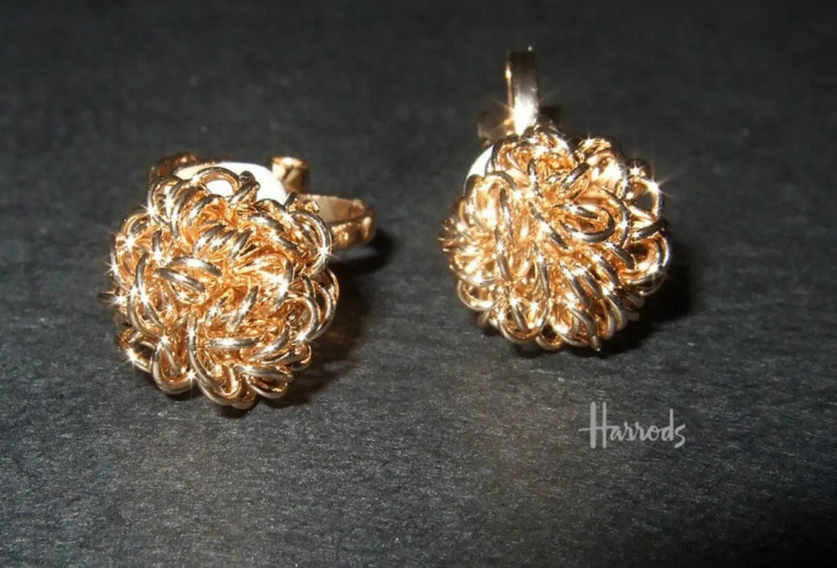 Vintage Harrods Clip-On Earrings Unworn - Image 2