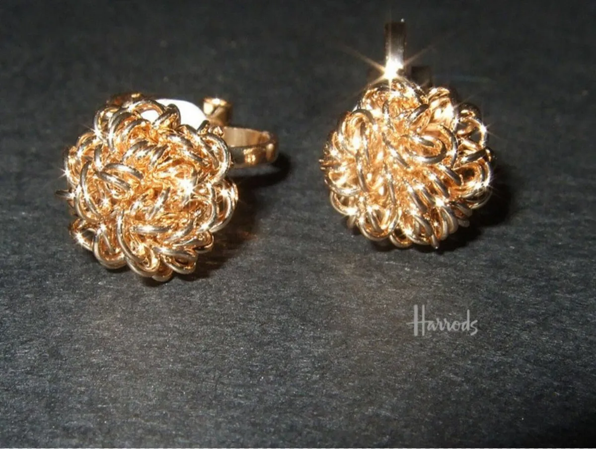 Vintage Harrods Clip-On Earrings Unworn - Image 3