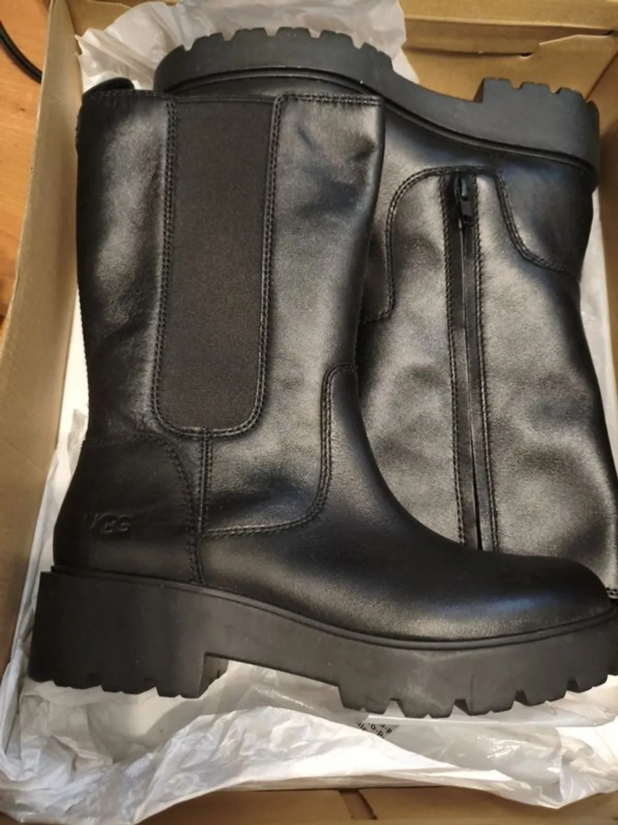 brand new UGG boots - Image 1
