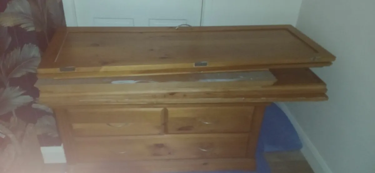 Solid wood bedroom set - Image 2