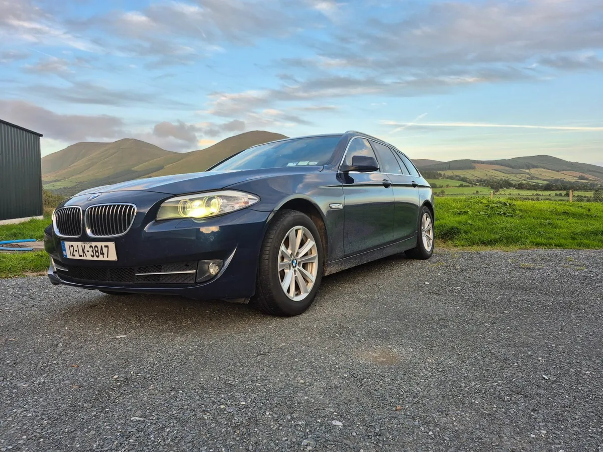BMW 5-Series 2012 - Image 3