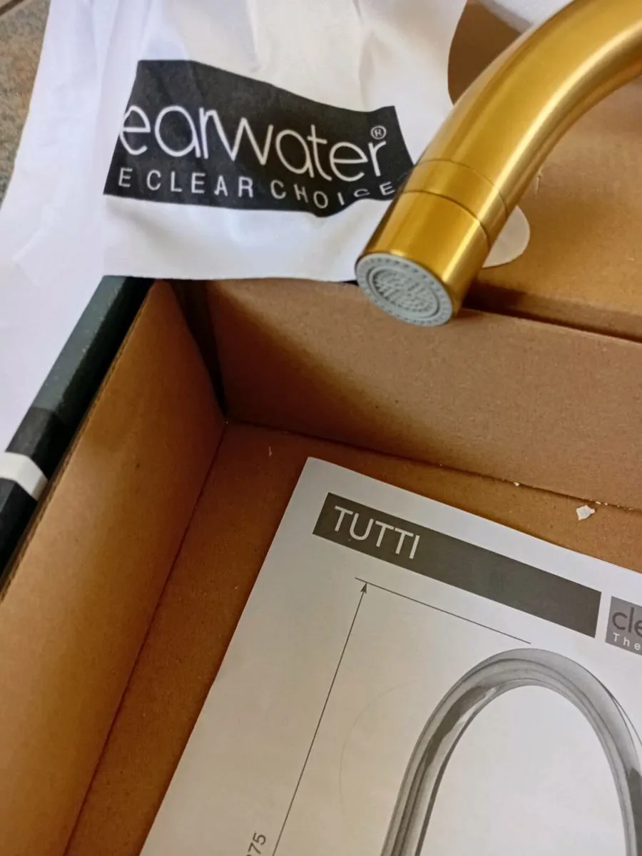 New taps never fitted - Image 4