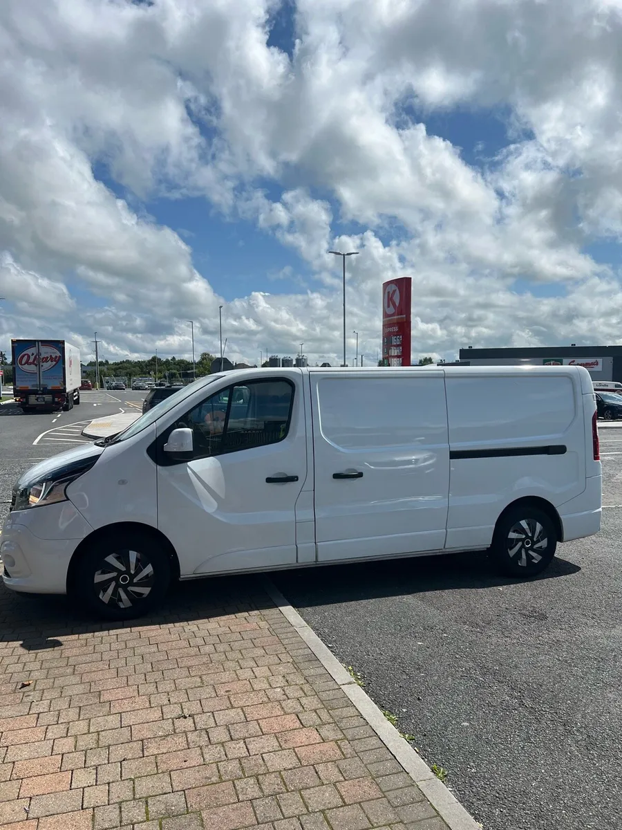 Renault Trafic 2.0 LWB ( Low Km ) - Image 2