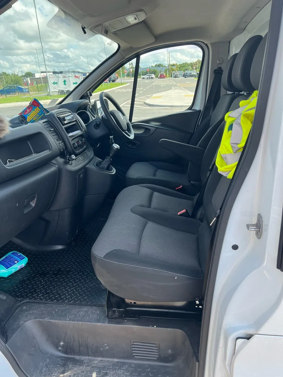 Renault Trafic 2.0 LWB ( Low Km ) - Image 4